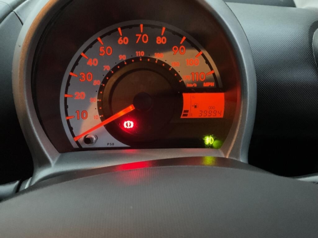 Used Peugeot 107 2012 for sale - 76511094: Photo 8