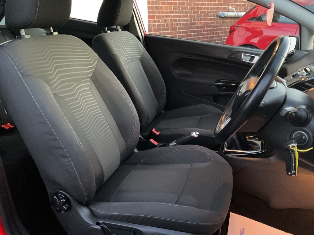 Used Ford Fiesta 2013 for sale - 76631093: Photo 7