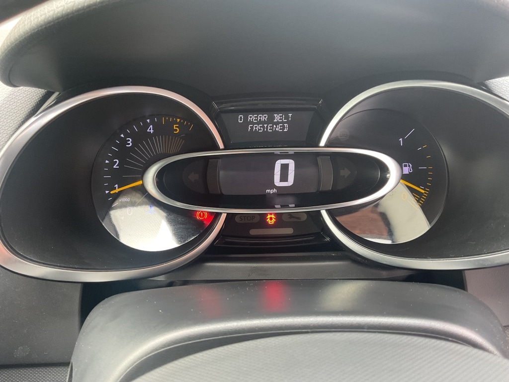 Used Renault Clio 2015 for sale - 77409747: Photo 8