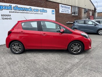 Used Toyota Yaris 2015 for sale - 78480146: Photo