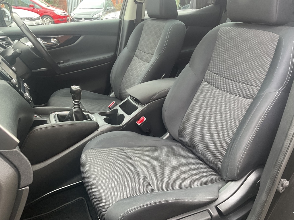 Used Nissan Qashqai 2015 for sale - 77370925: Photo 20