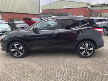 Used Nissan Qashqai 2015 for sale - 77370925: Photo