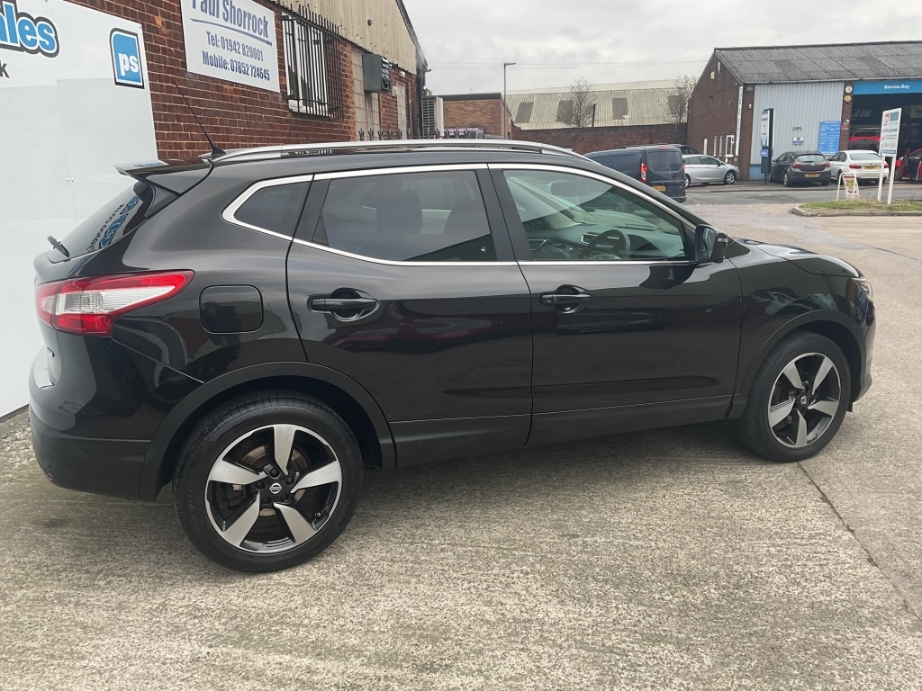 Used Nissan Qashqai 2015 for sale - 77370925: Photo 5