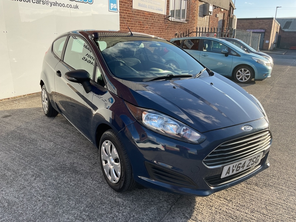Used Ford Fiesta 2015 for sale - 76376983: Photo 1
