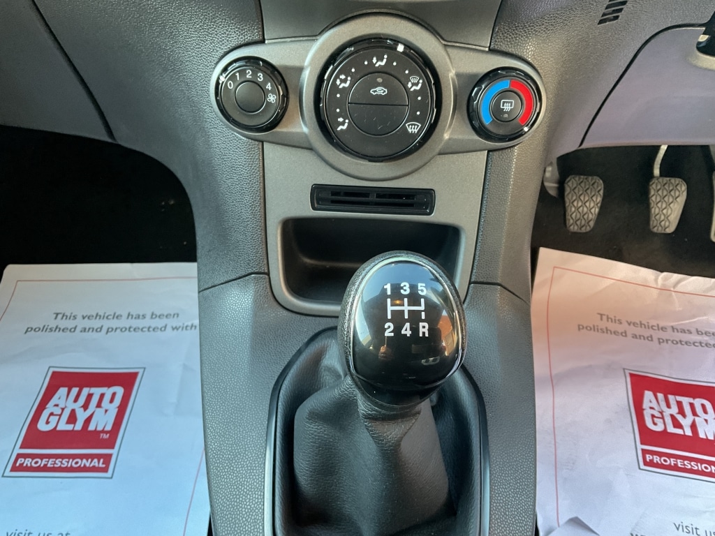 Used Ford Fiesta 2015 for sale - 76376983: Photo 13