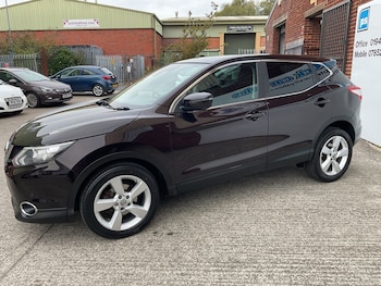 Used Nissan Qashqai 2015 for sale - 76237415: Photo 3