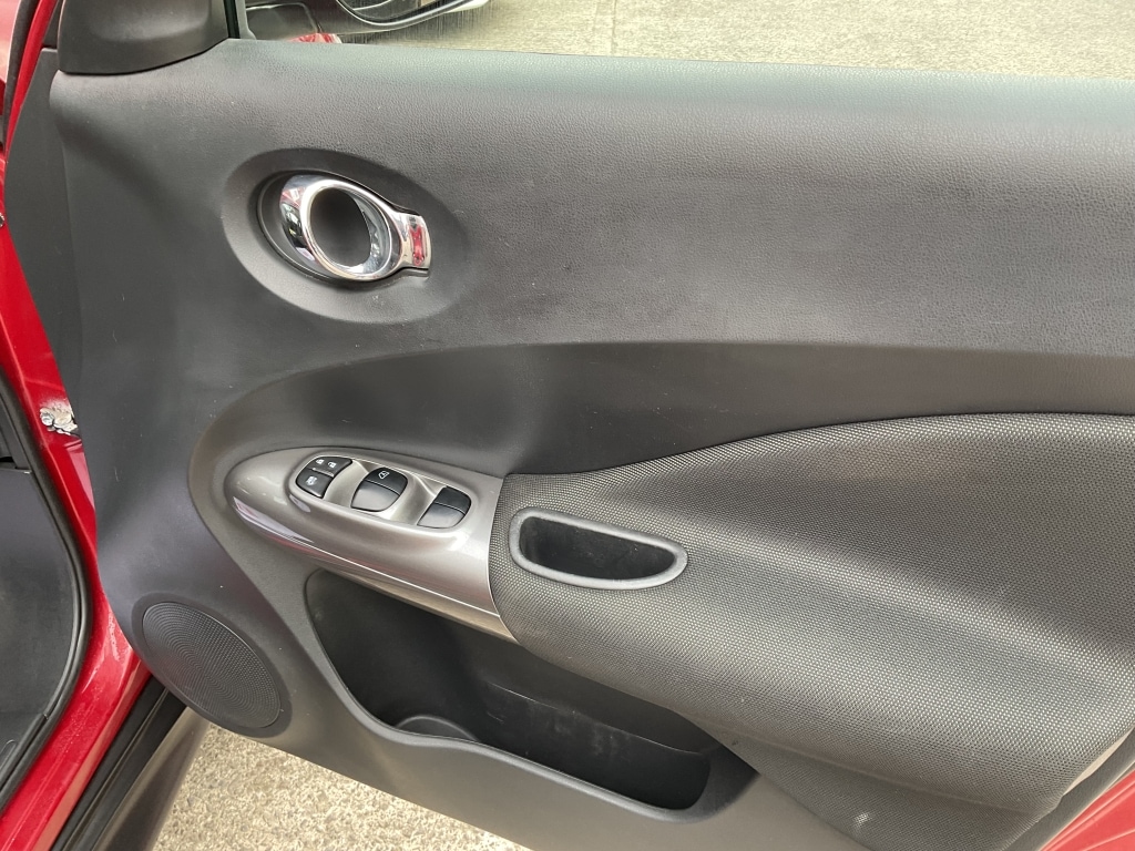 Used Nissan Juke 2011 for sale - 76107520: Photo 29