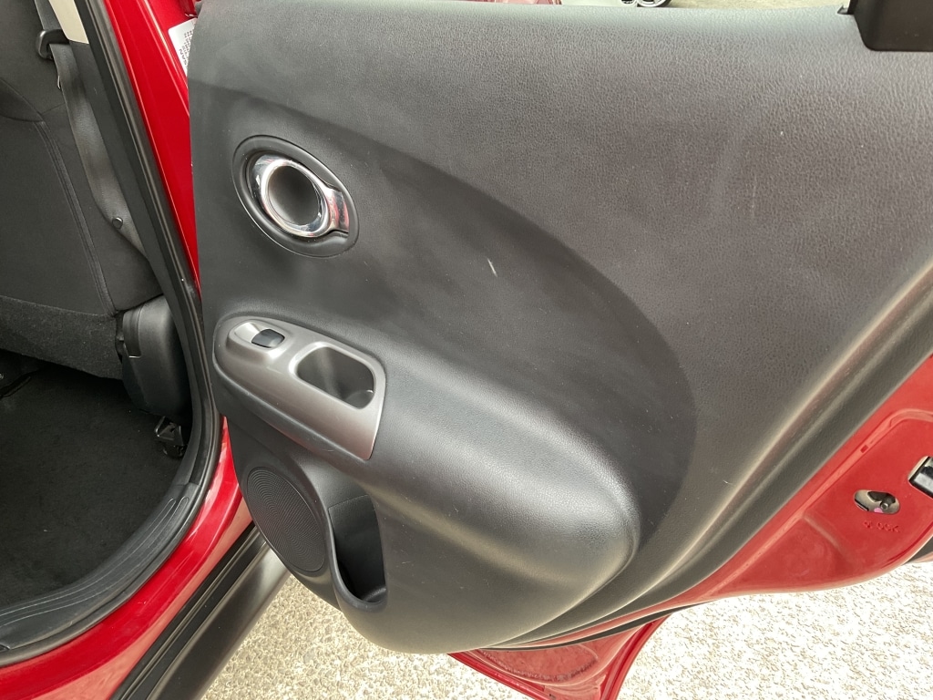 Used Nissan Juke 2011 for sale - 76107520: Photo 32