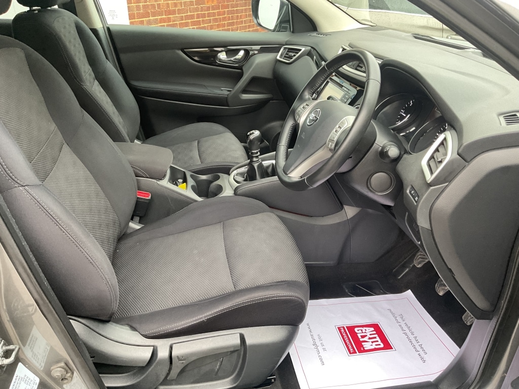Used Nissan Qashqai 2016 for sale - 77289405: Photo 7