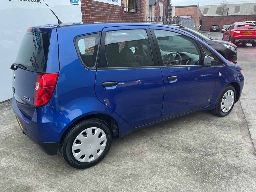 Used Mitsubishi Colt 2010 for sale - 77438638: Photo 5
