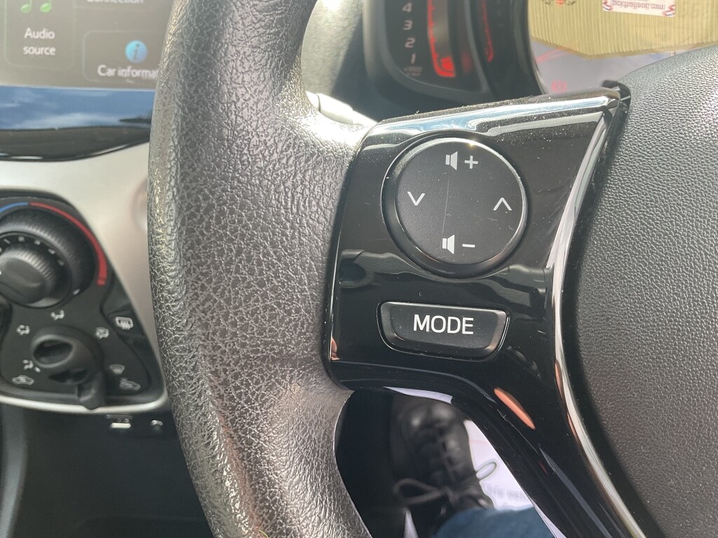 Vehicle 33