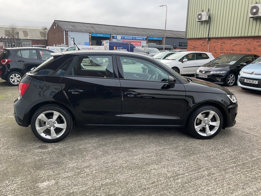 Used Audi A1 2017 for sale - 77325437: Photo 4