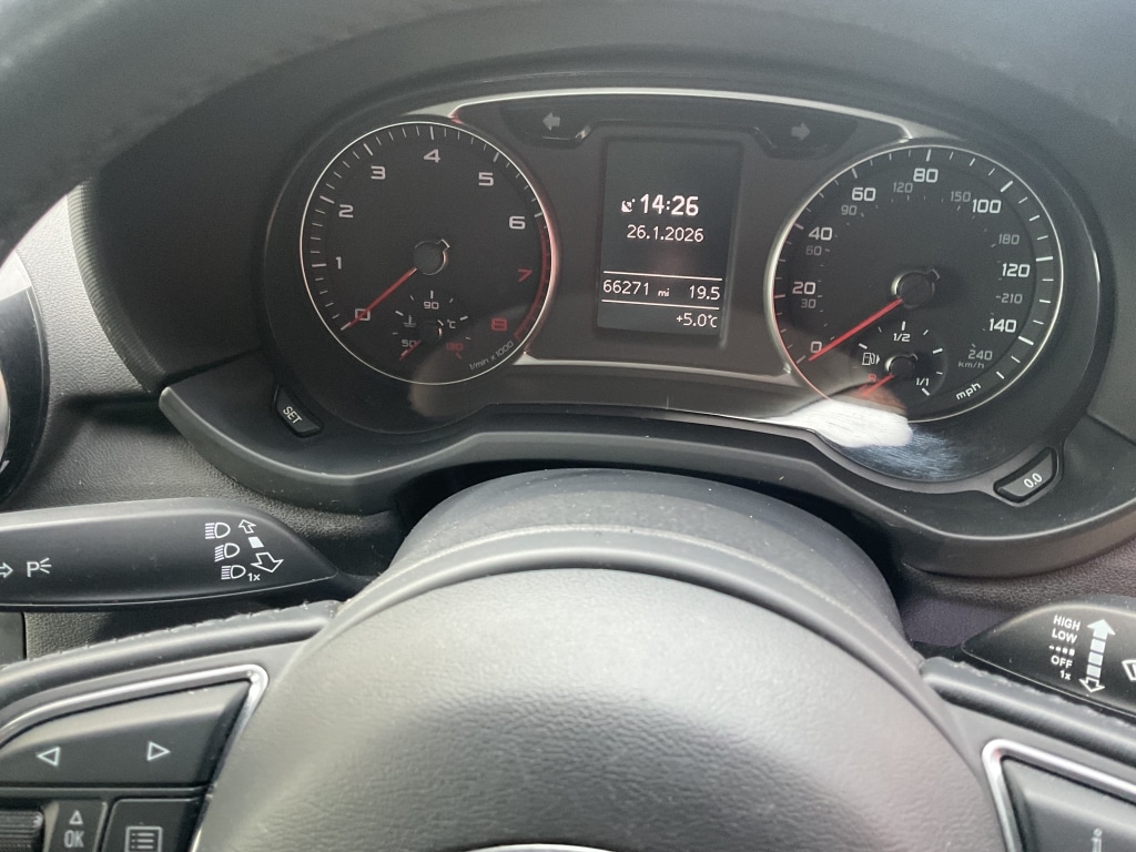 Used Audi A1 2017 for sale - 77325437: Photo 8