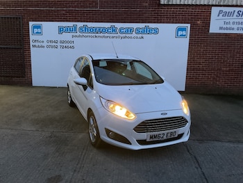 2013 (62) - 1.25 82 Zetec 5dr