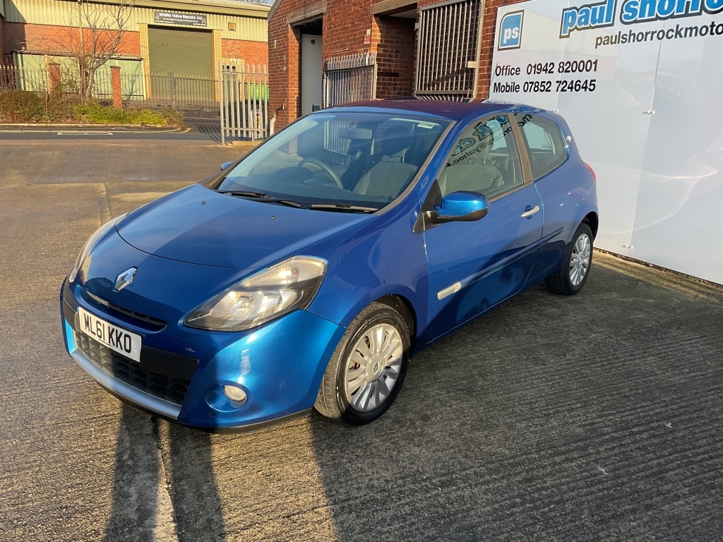 Used Renault Clio 2011 for sale - 77162406: Photo 2