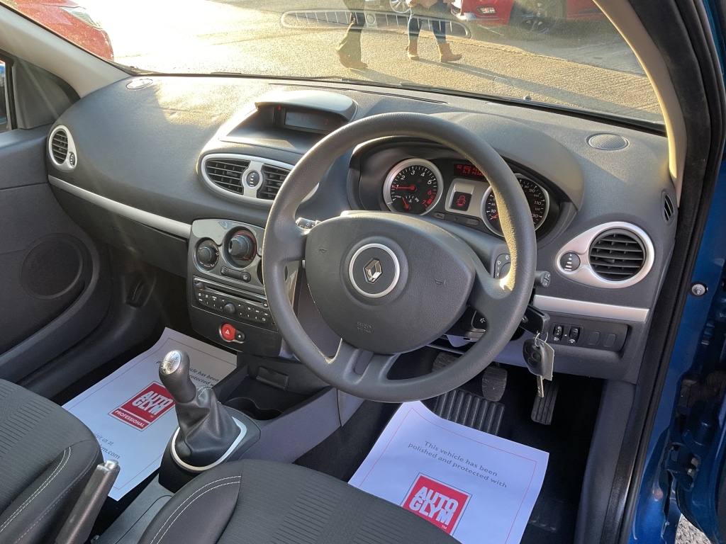 Used Renault Clio 2011 for sale - 77162406: Photo 7