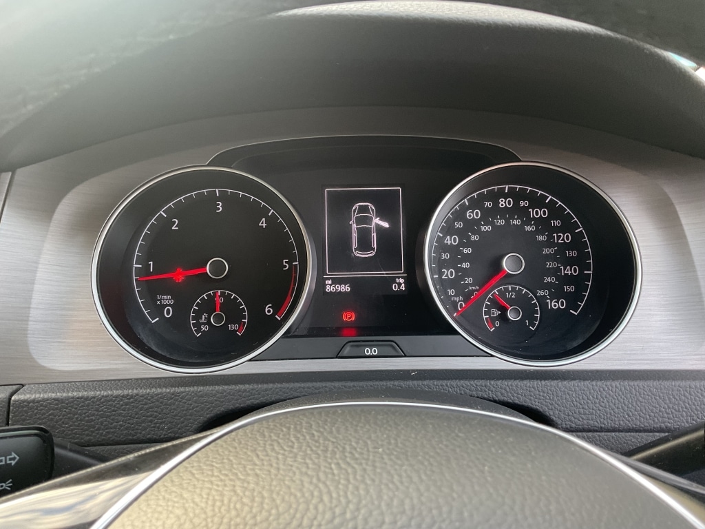 Used Volkswagen Golf 2015 for sale - 76891571: Photo 10