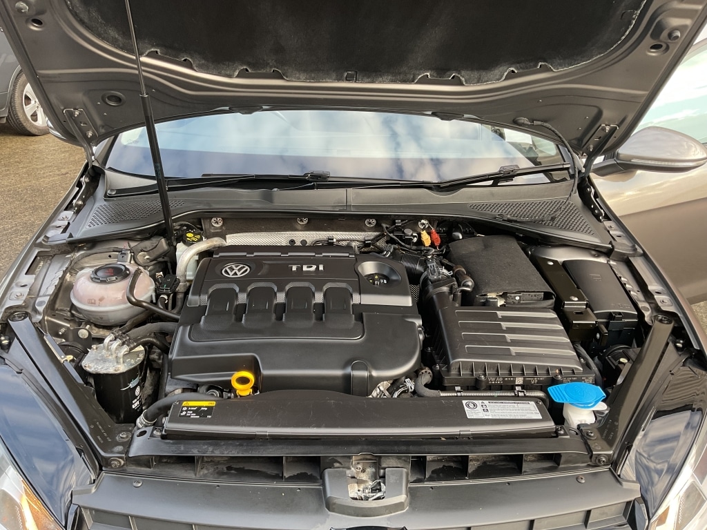 Used Volkswagen Golf 2015 for sale - 76891571: Photo 25