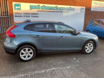 2013 (63) - 1.6 D2 CROSS COUNTRY SE NAV 5DR Manual