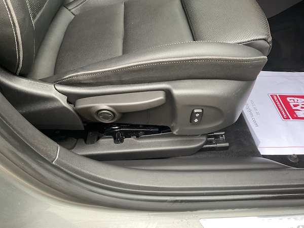 Used Vauxhall Insignia 2017 for sale - 76177654: Photo 28