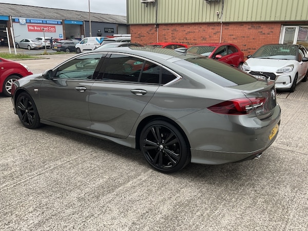 Used Vauxhall Insignia 2017 for sale - 76177654: Photo 3