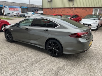 Used Vauxhall Insignia 2017 for sale - 76177654: Photo 3