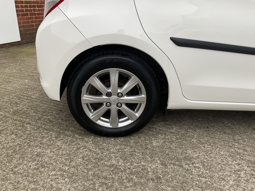 Used Toyota Yaris 2013 for sale - 77558792: Photo 10