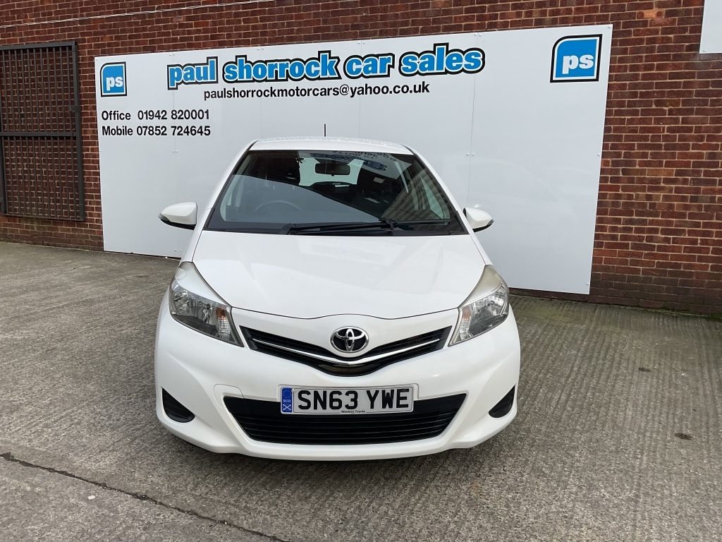 Used Toyota Yaris 2013 for sale - 77558792: Photo 2