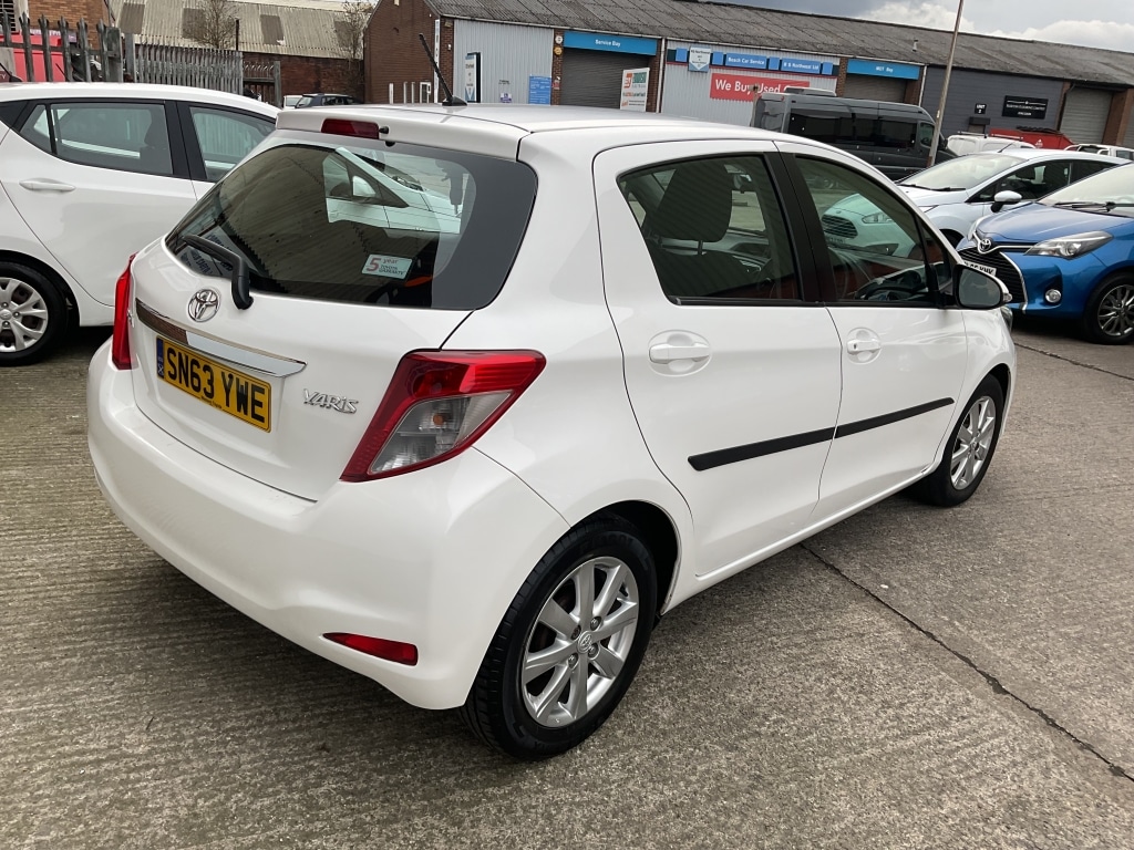 Used Toyota Yaris 2013 for sale - 77558792: Photo 8