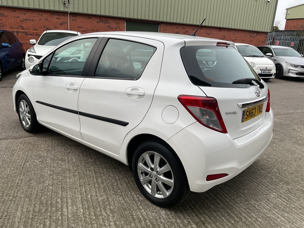 Used Toyota Yaris 2013 for sale - 77558792: Photo 9