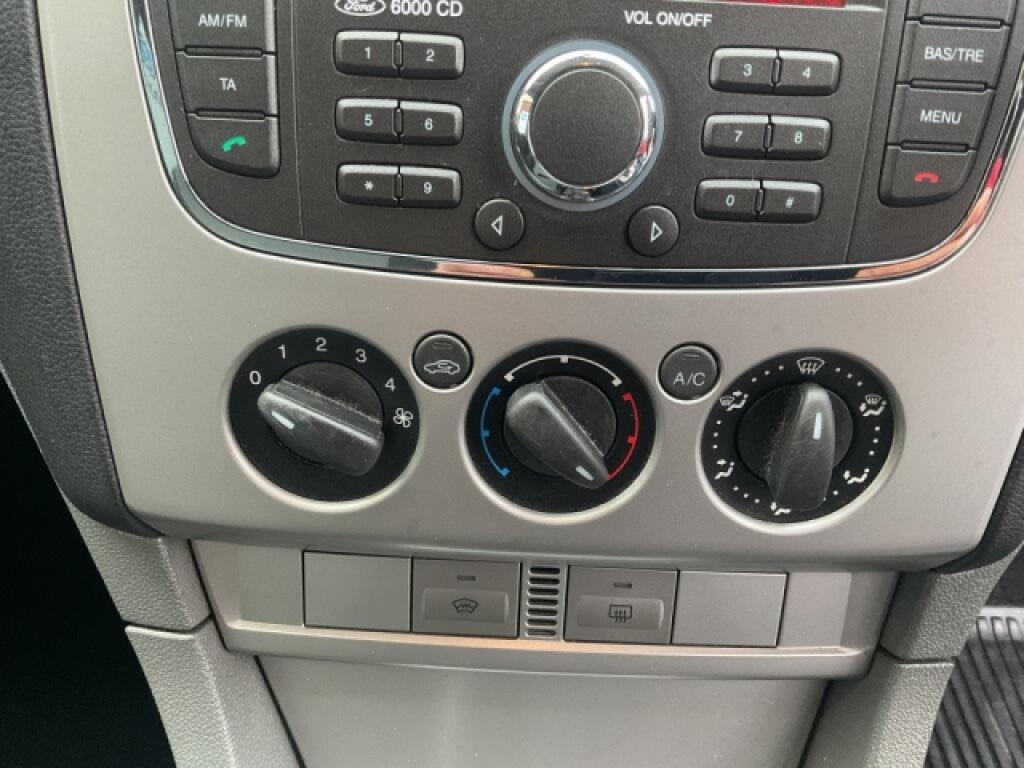 Used Ford Focus 2010 for sale - 77070450: Photo 12