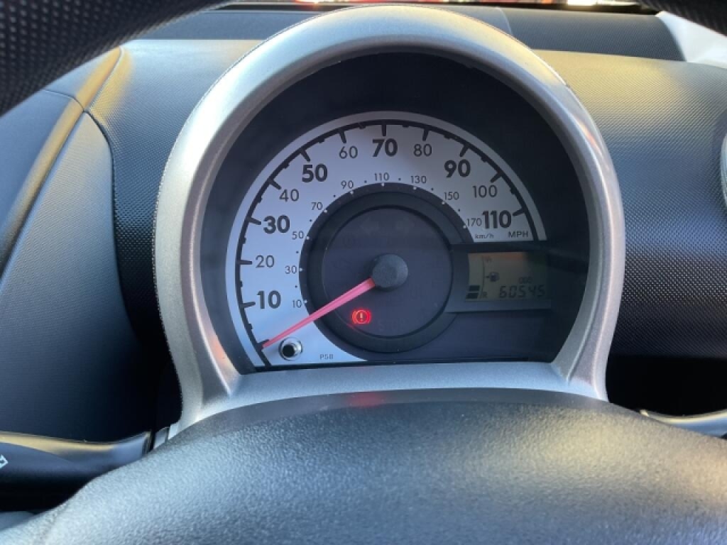 Used Toyota AYGO 2010 for sale - 76694707: Photo 10