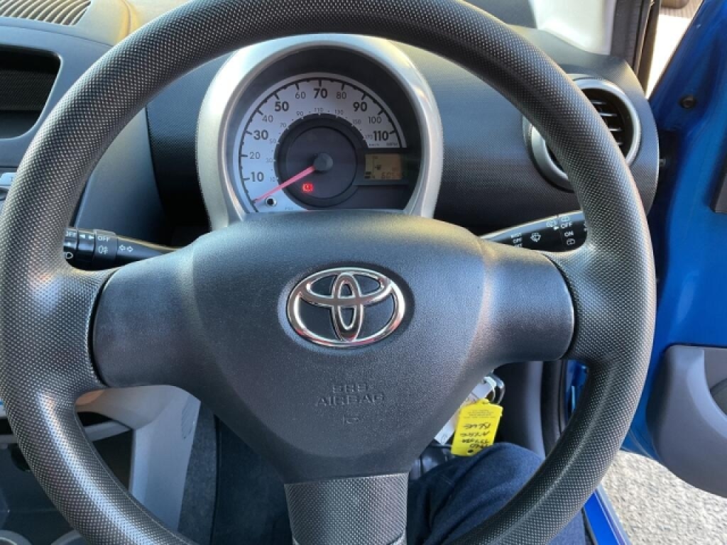 Used Toyota AYGO 2010 for sale - 76694707: Photo 14