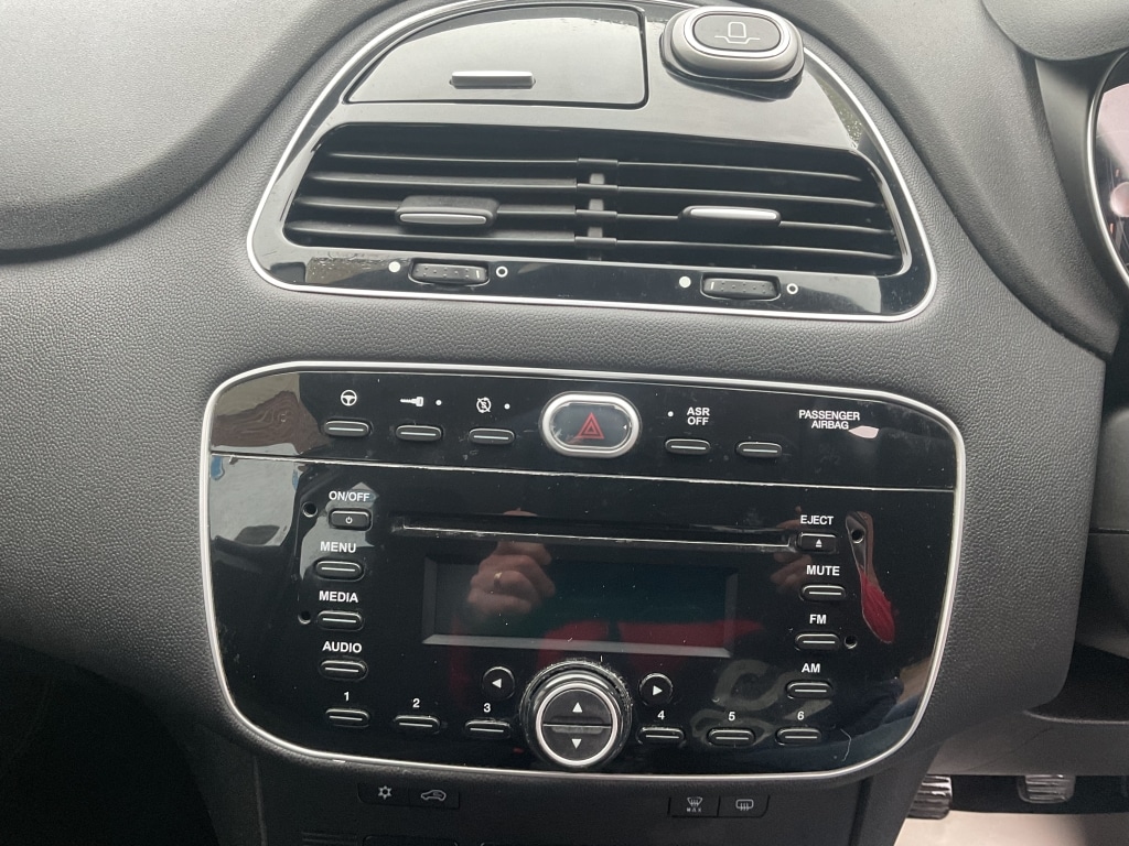 Used Fiat Punto 2016 for sale - 77300246: Photo 12