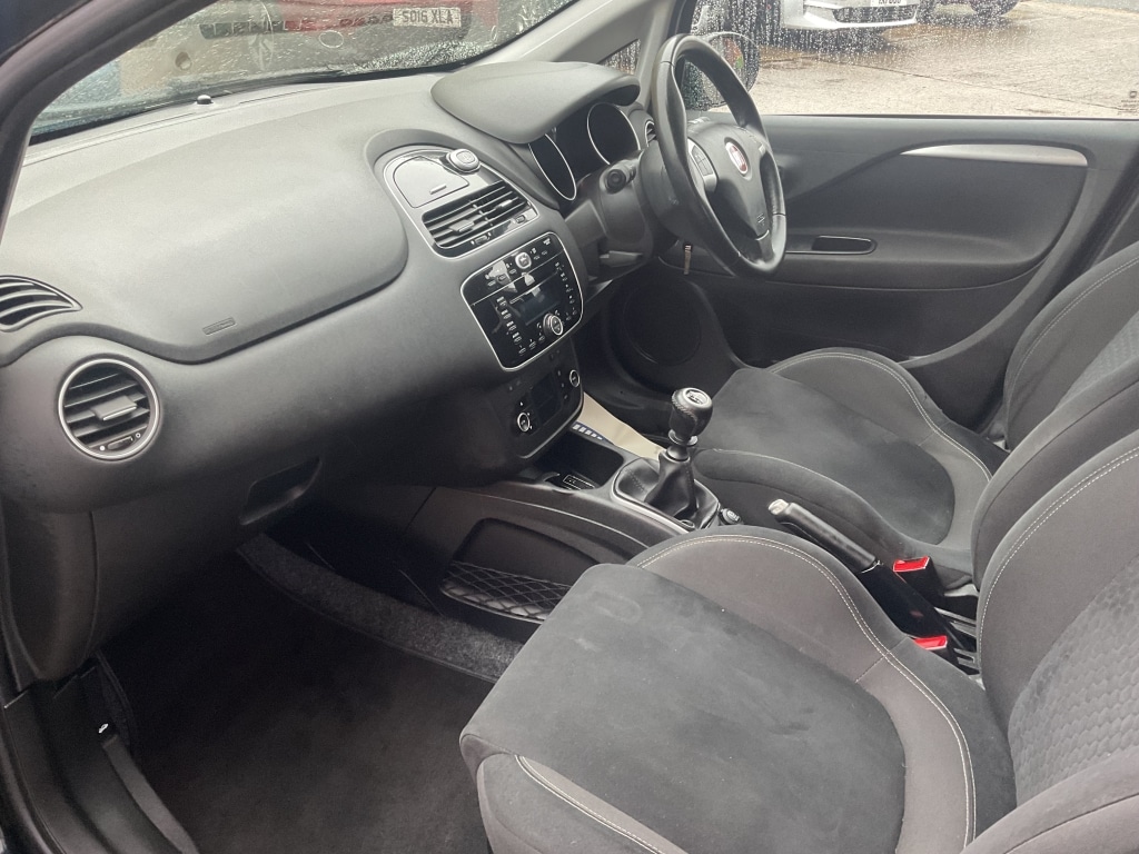 Used Fiat Punto 2016 for sale - 77300246: Photo 23