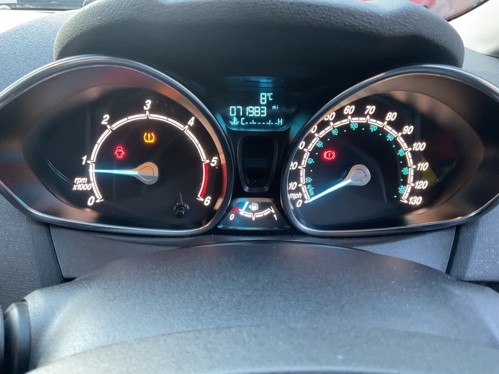 Used Ford Fiesta 2014 for sale - 76799571: Photo 9