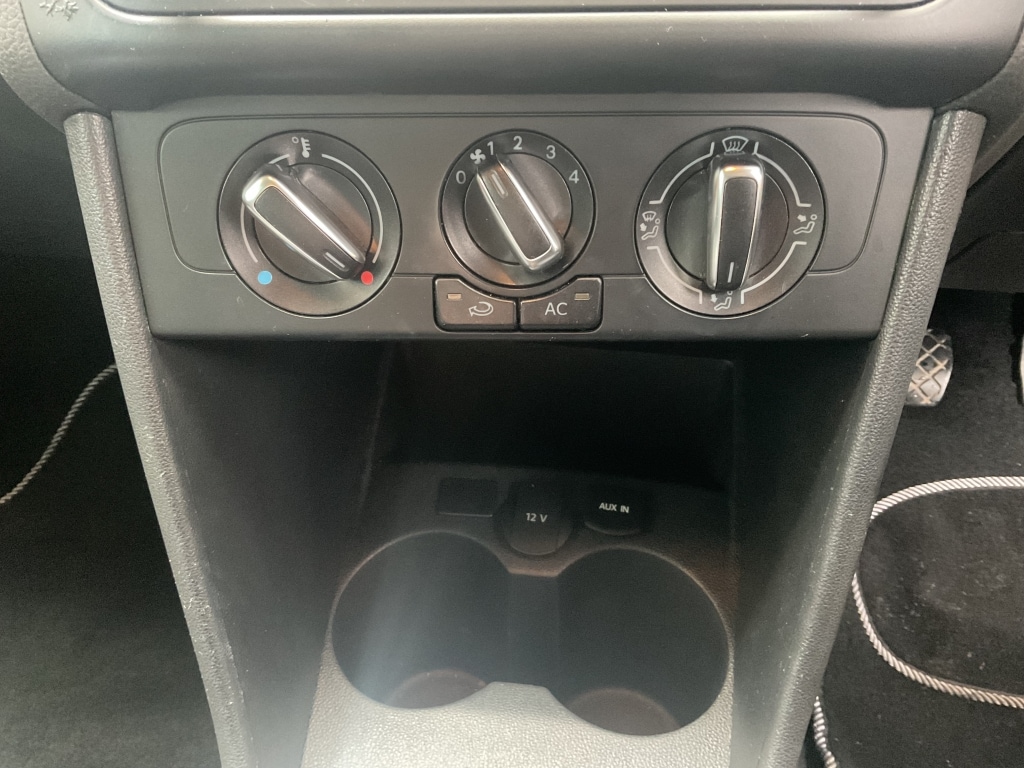 Used Volkswagen Polo 2013 for sale - 77370935: Photo 8