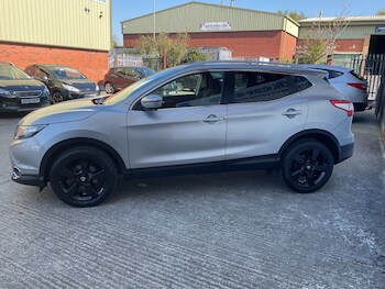 Used Nissan Qashqai 2015 for sale - 78460131: Photo