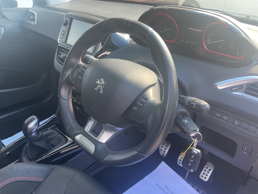 Used Peugeot 2008 2016 for sale - 76031203: Photo 26