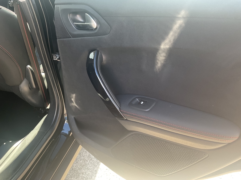 Used Peugeot 2008 2016 for sale - 76031203: Photo 33