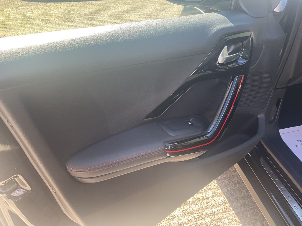 Used Peugeot 2008 2016 for sale - 76031203: Photo 37