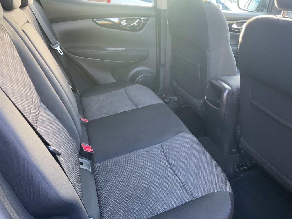 Used Nissan Qashqai 2014 for sale - 76751998: Photo 17