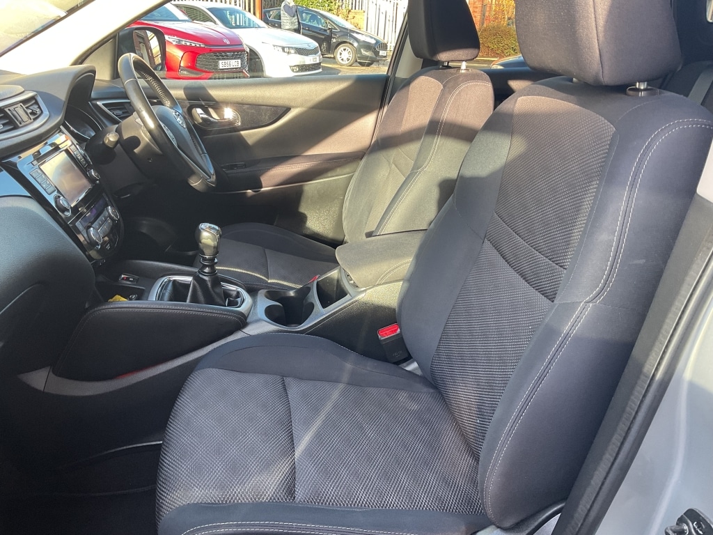 Used Nissan Qashqai 2014 for sale - 76751998: Photo 24