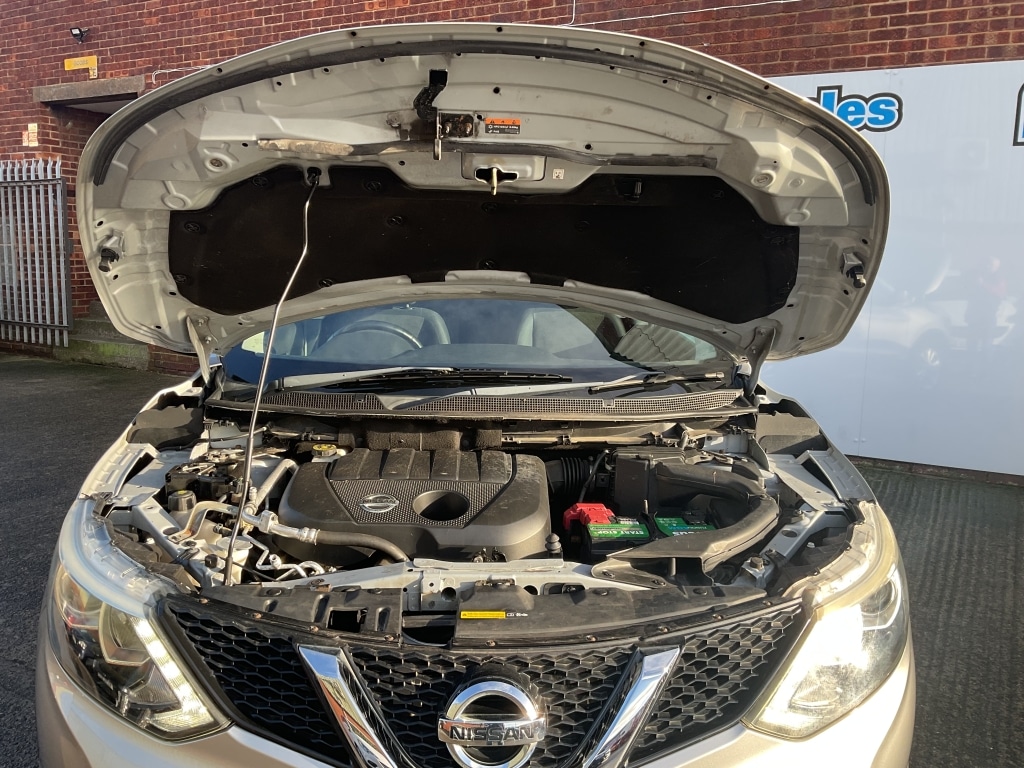 Used Nissan Qashqai 2014 for sale - 76751998: Photo 34