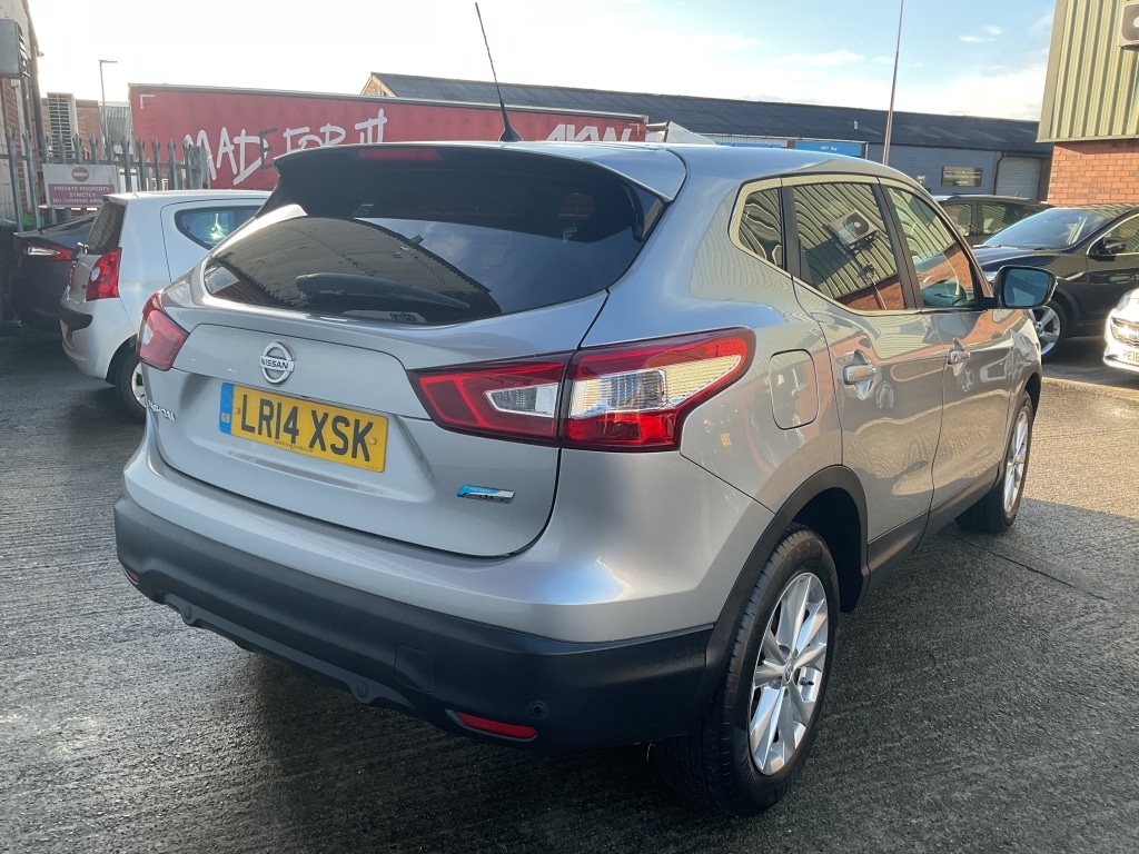 Used Nissan Qashqai 2014 for sale - 76751998: Photo 5