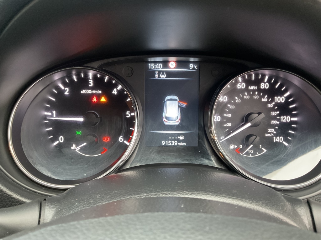 Used Nissan Qashqai 2016 for sale - 77289404: Photo 12