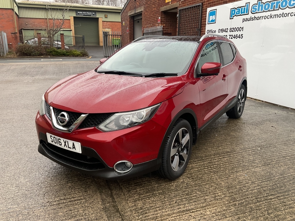 Used Nissan Qashqai 2016 for sale - 77289404: Photo 2