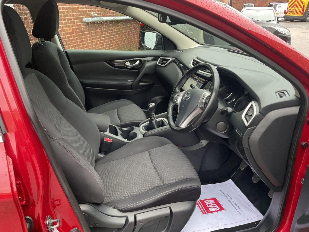 Used Nissan Qashqai 2016 for sale - 77289404: Photo 7