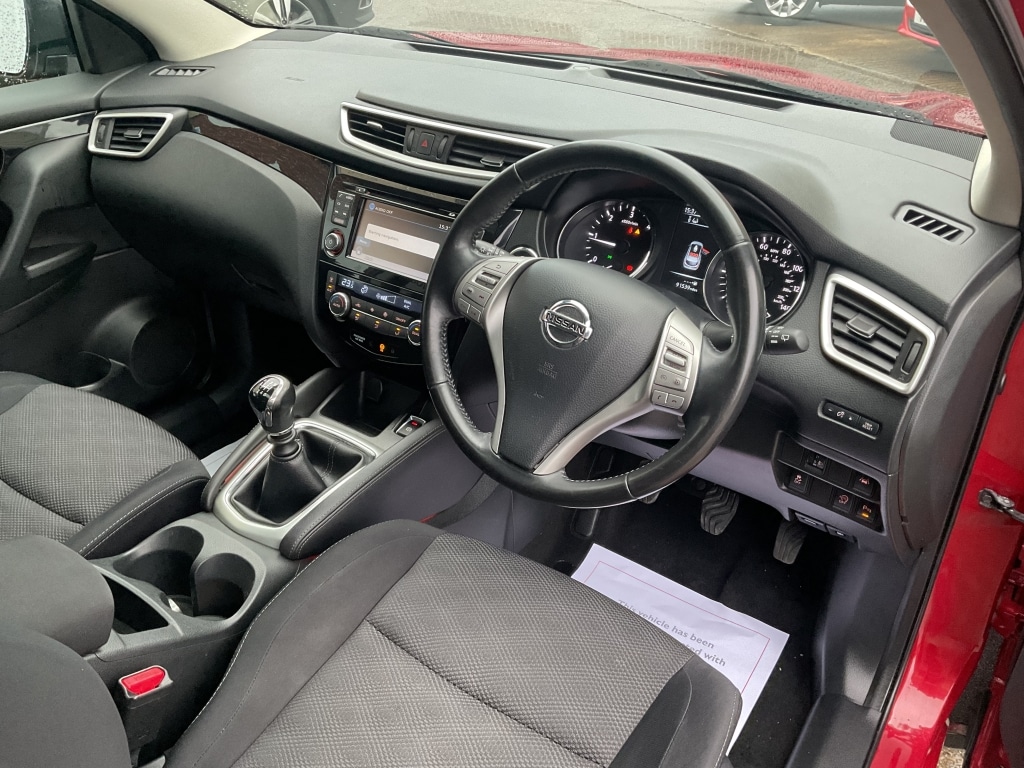 Used Nissan Qashqai 2016 for sale - 77289404: Photo 9