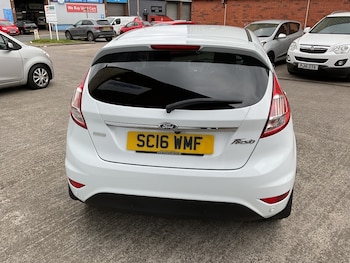 Used Ford Fiesta 2016 for sale - 78513003: Photo